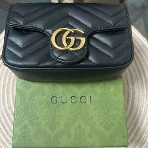 Gucci GG MARMONT SUPER MINI BAG, barely used, authentic, with box and dust bag